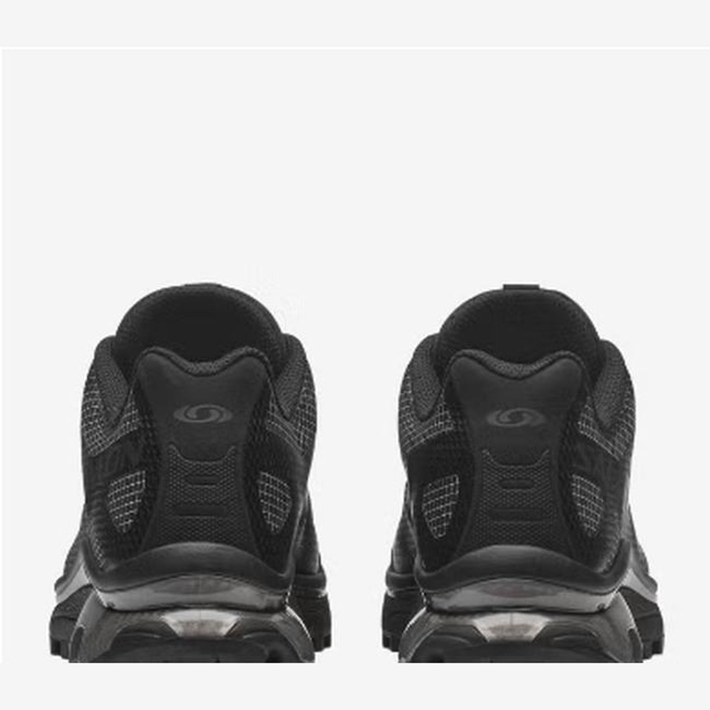 Salomon XT-4 OG GORE-TEX - rear or lifestyle view - Grey