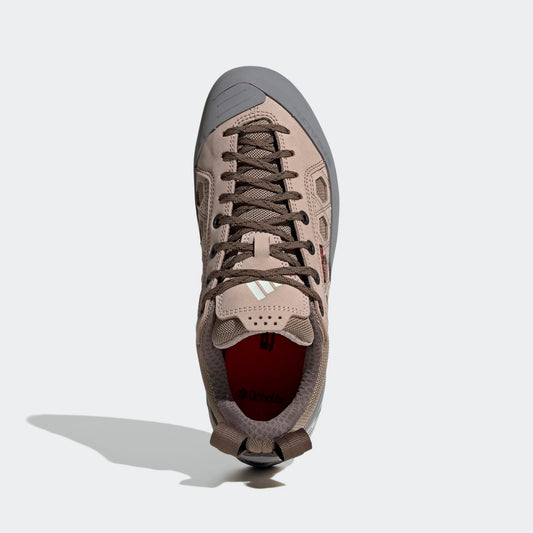 Adidas Guide Tennie Shoes Women - Top Portrait View - Wonder Taupe / Earth Strata / Grey Three