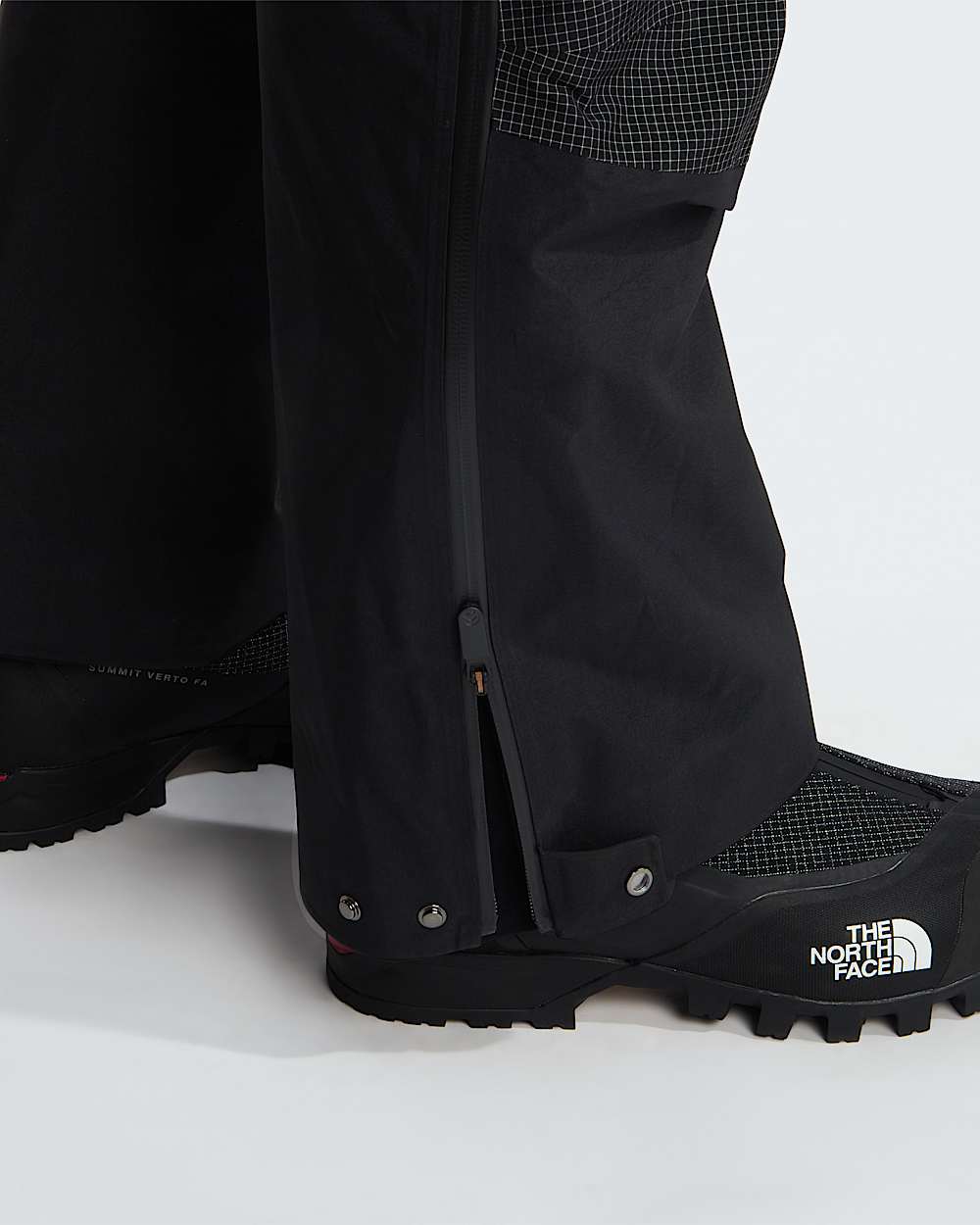 The North Face Men's Summit Mountain GORE-TEX Pro Bib Trousers - TNF Black - additional product view 7