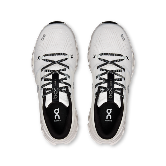 On Cloud X 5 Women product view 2 — White | Black