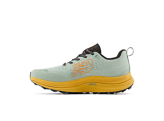 New Balance FuelCell SuperComp Trail Women product view 3 — Clay Ash / Dried Apricot
