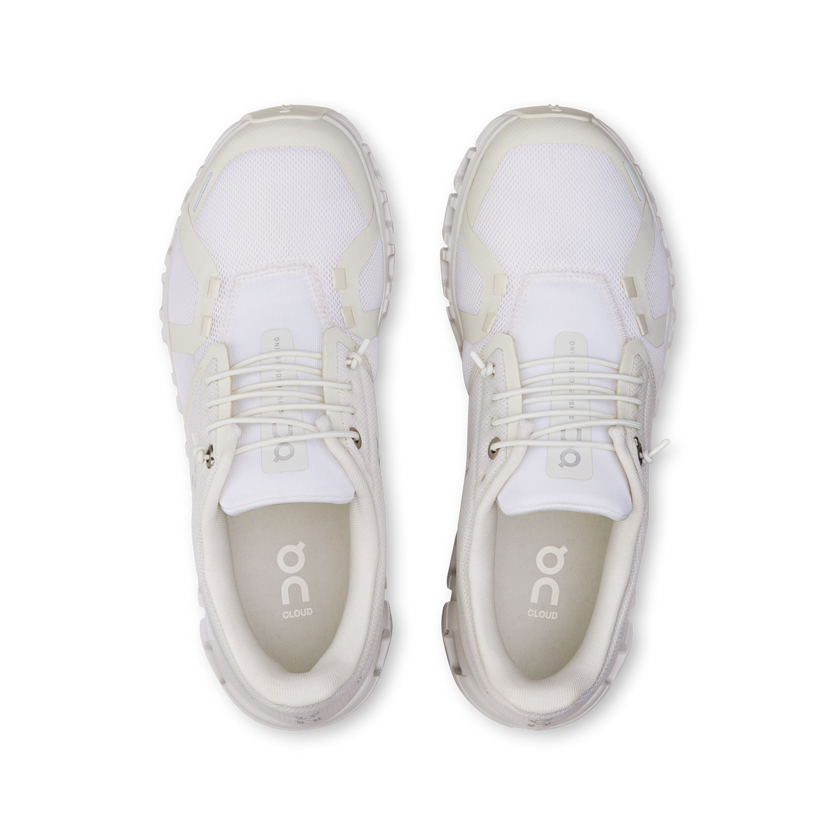 On Cloud 6 Women product view 2 — White | White