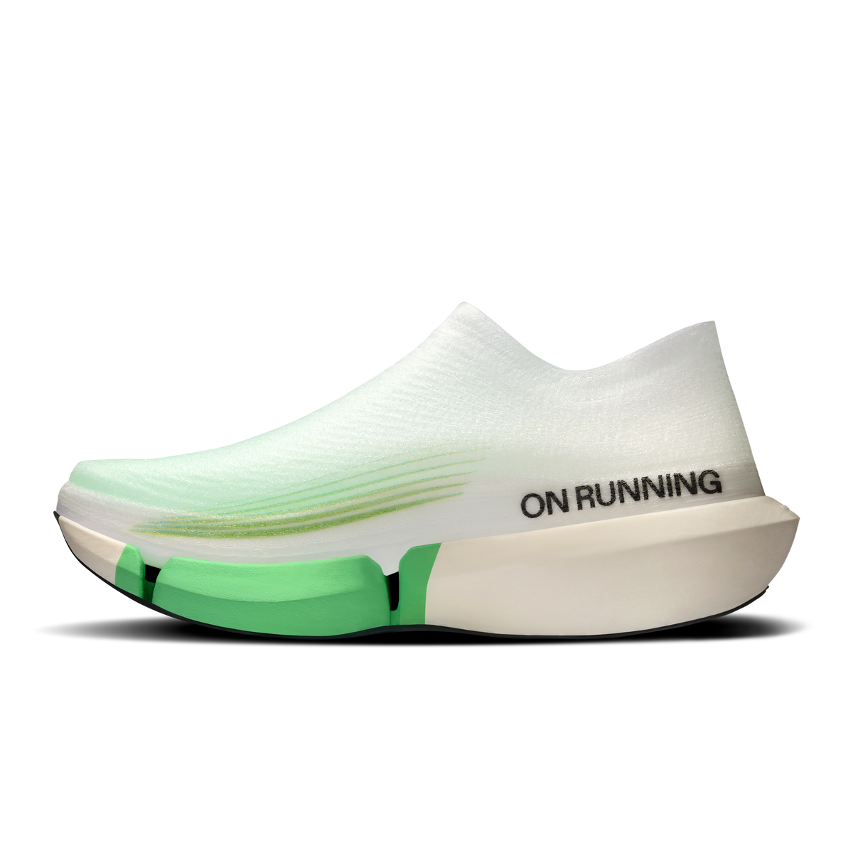 On LightSpray Cloudboom Strike 2 product view 4 — White | Verdite