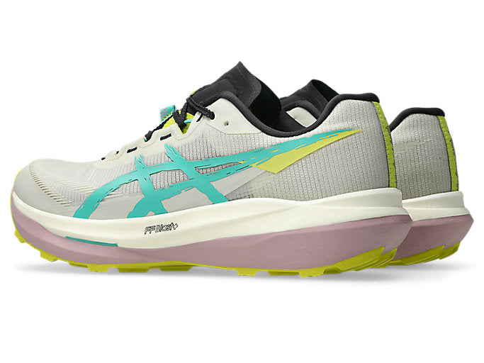 ASICS FUJISPEED 4 Unisex product view 3 — Light Dust/Aurora Green