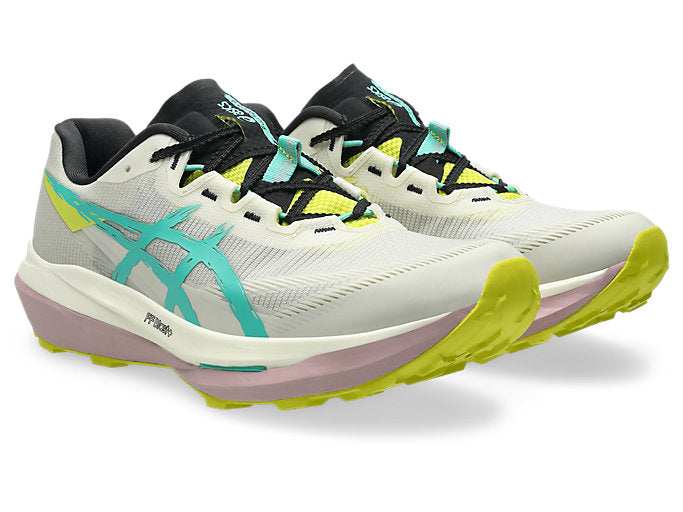 ASICS FUJISPEED 4 Unisex product view 2 — Light Dust/Aurora Green