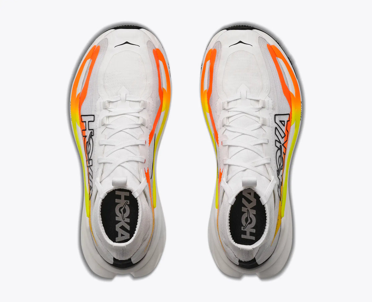 HOKA Tecton X 4