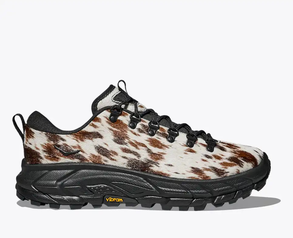 HOKA Tor Summit + Unisex product view 1 — Pirate Black / Pirate Black