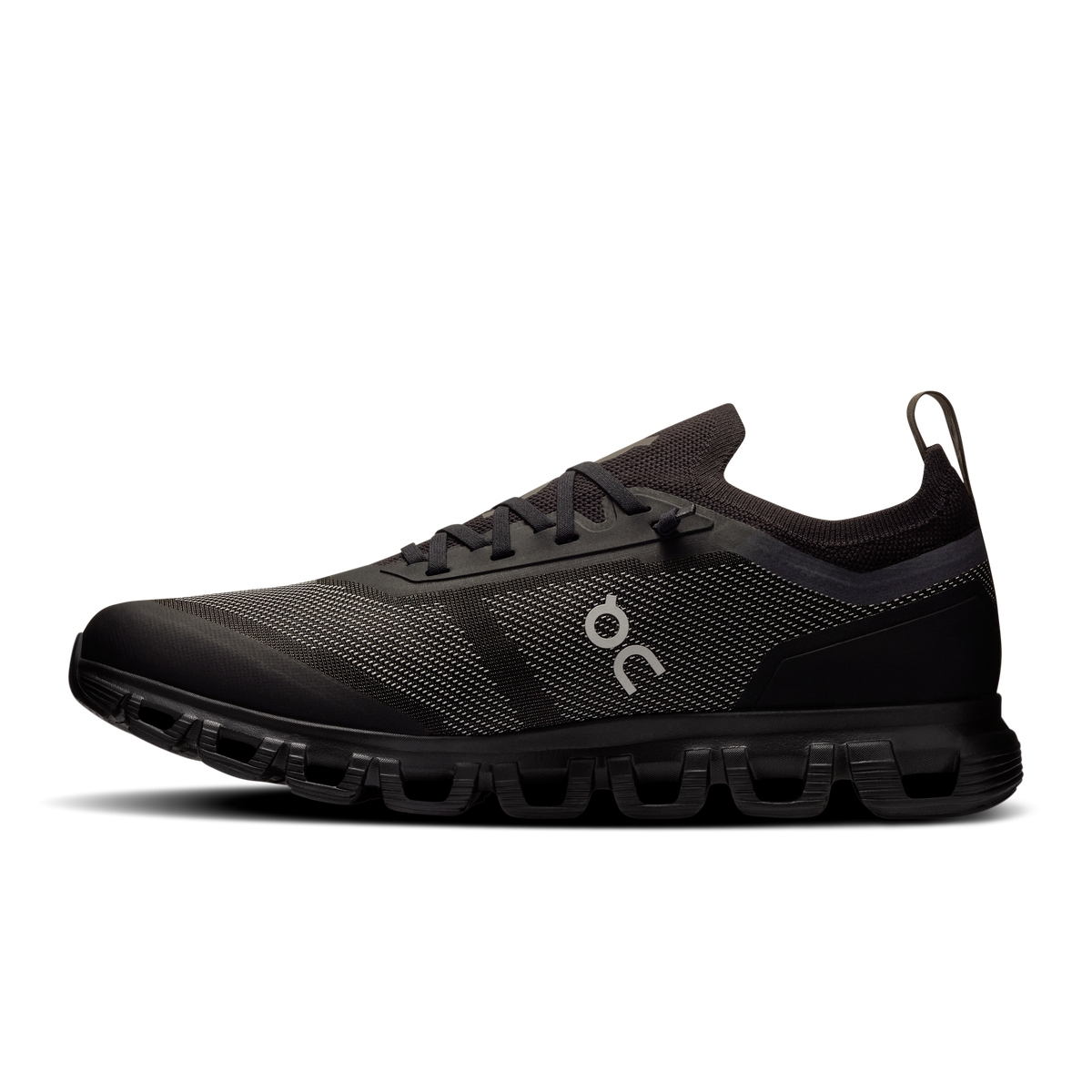 On Cloud 6 Versa Men product view 4 — Black | Eclipse