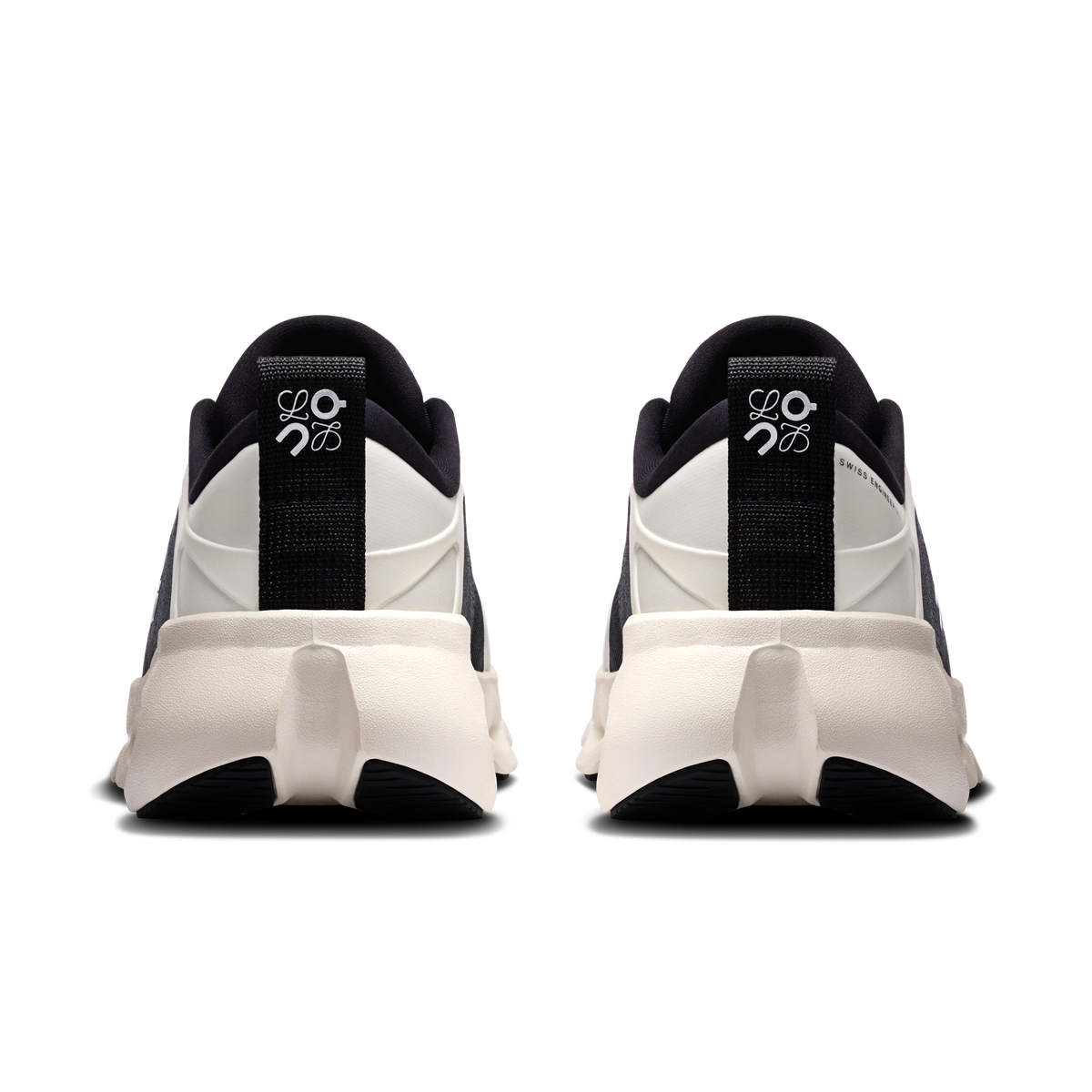 On Cloudsolo LOEWE Women product view 5 — Black | Eggshell
