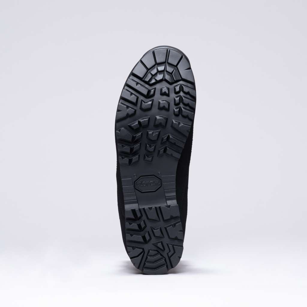 AKU Pilgrim GTX Combat FG M - Official View 5 - Black