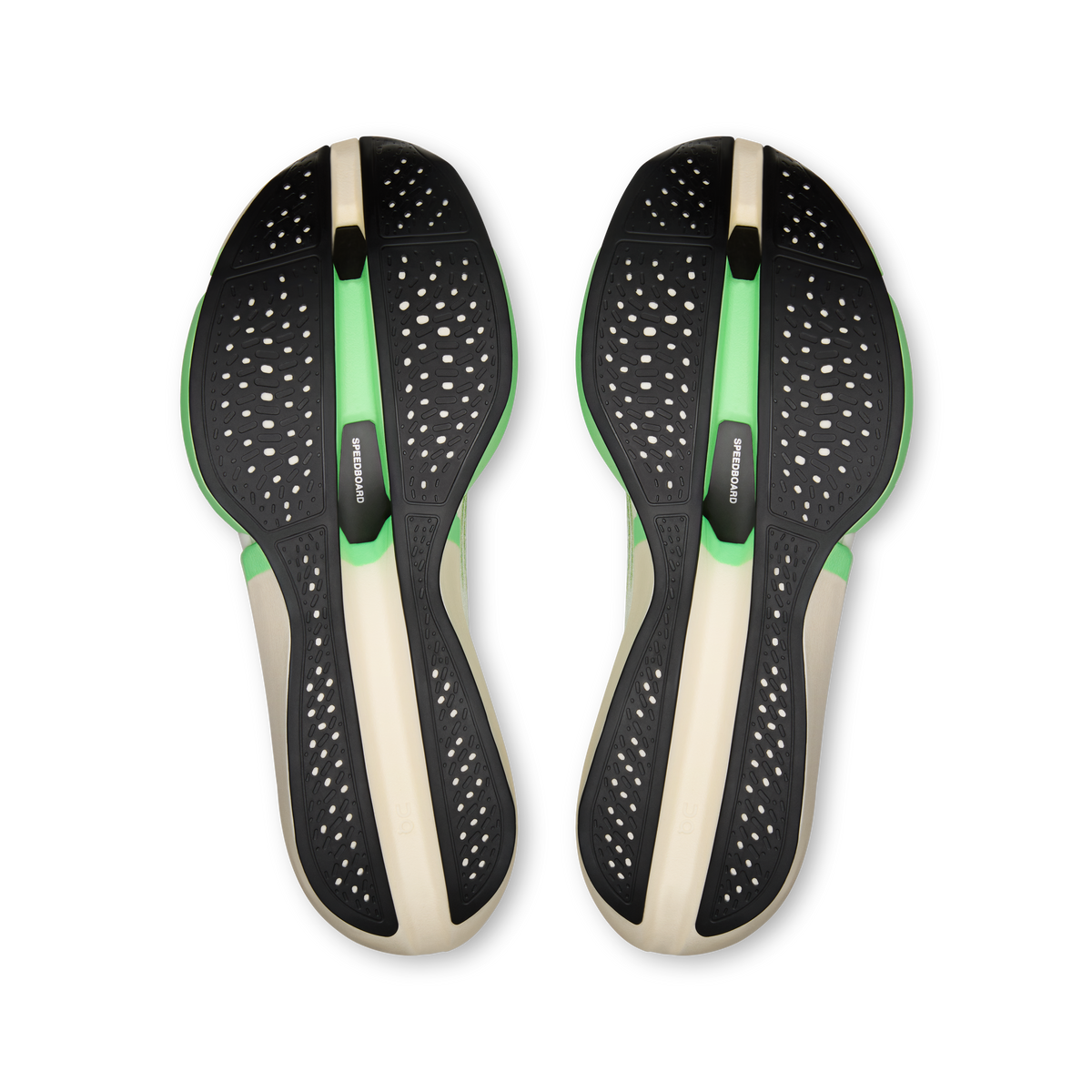 On LightSpray Cloudboom Strike 2 product view 3 — White | Verdite
