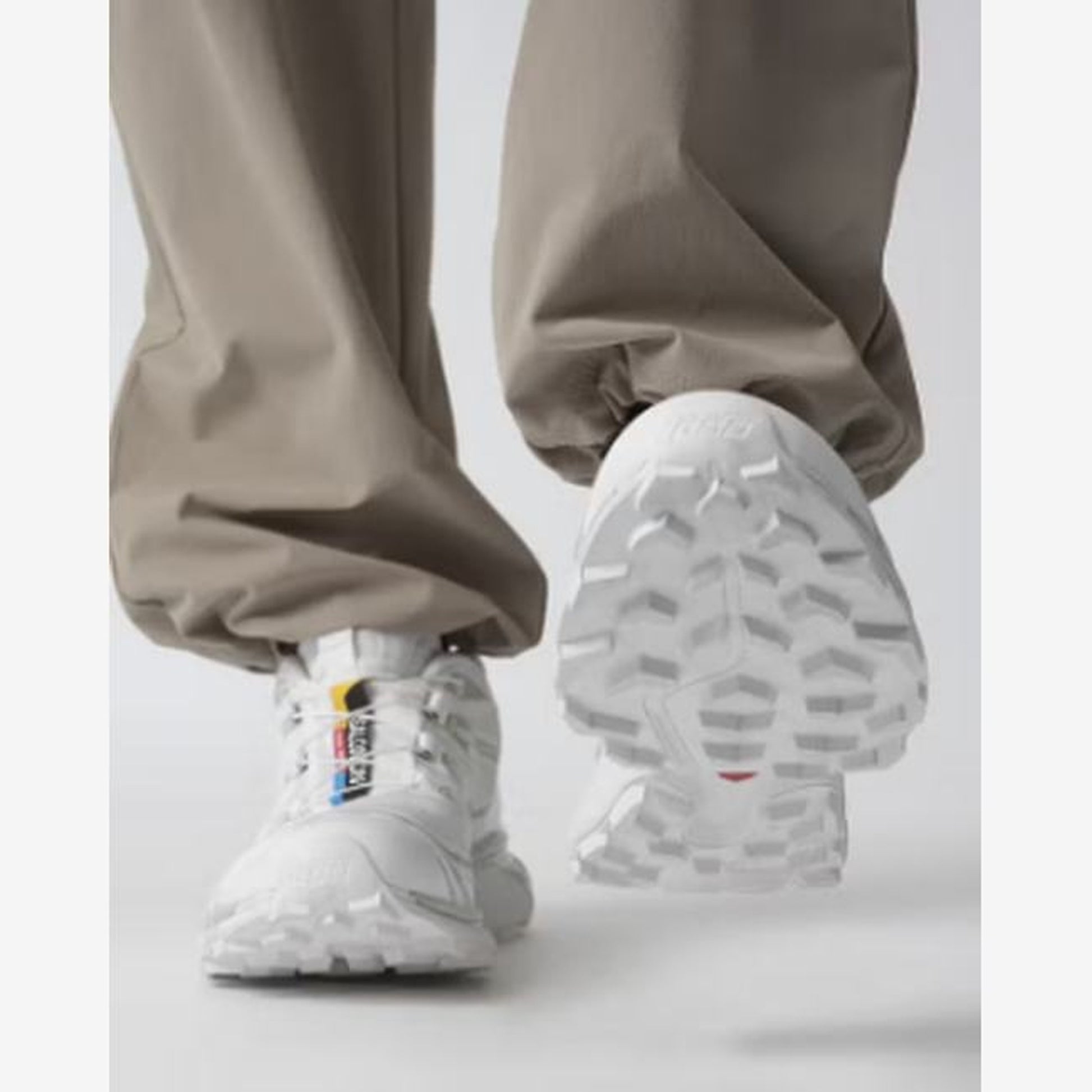 Salomon XT-6 - top or pair view - White