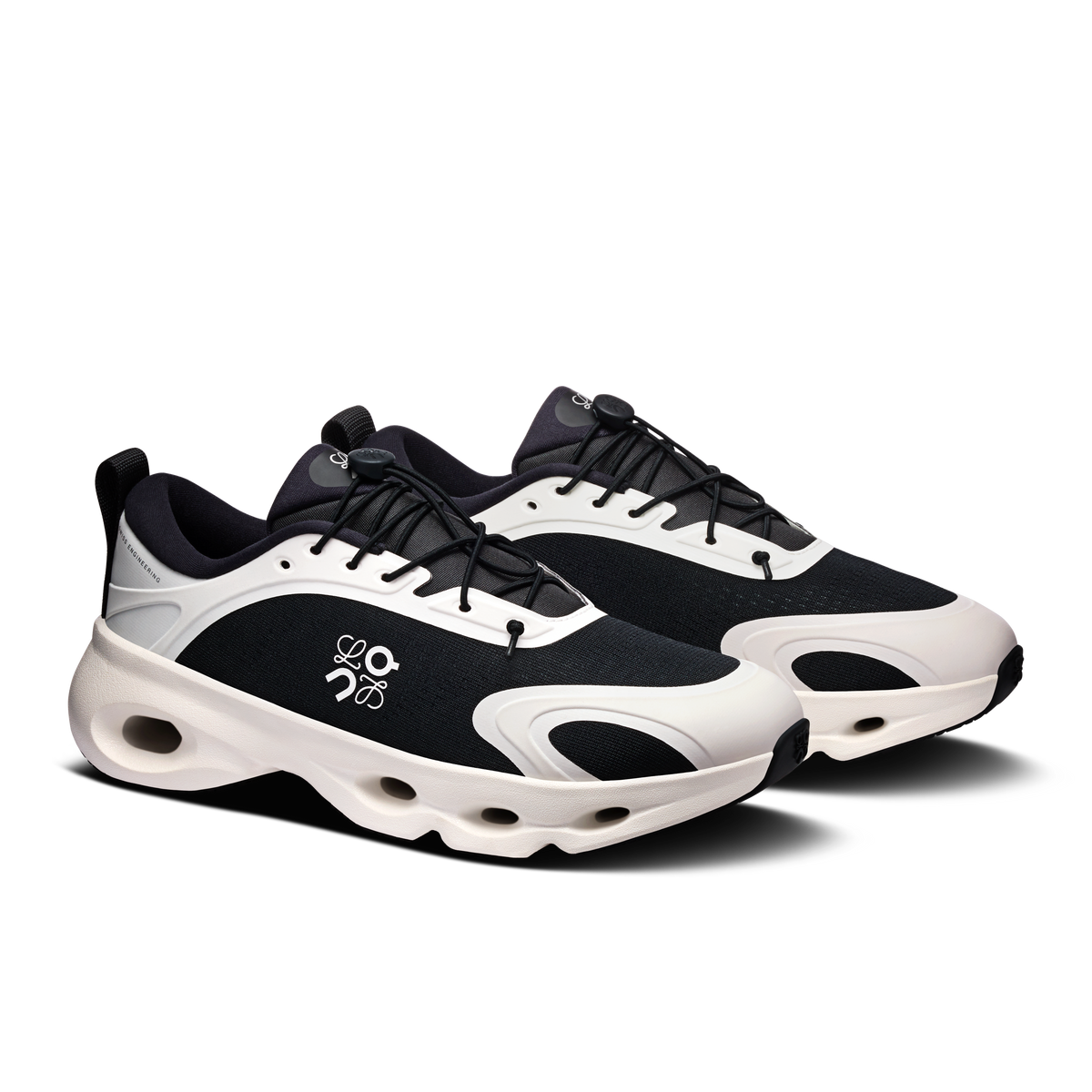 On Cloudsolo LOEWE Women product view 6 — Black | Eggshell