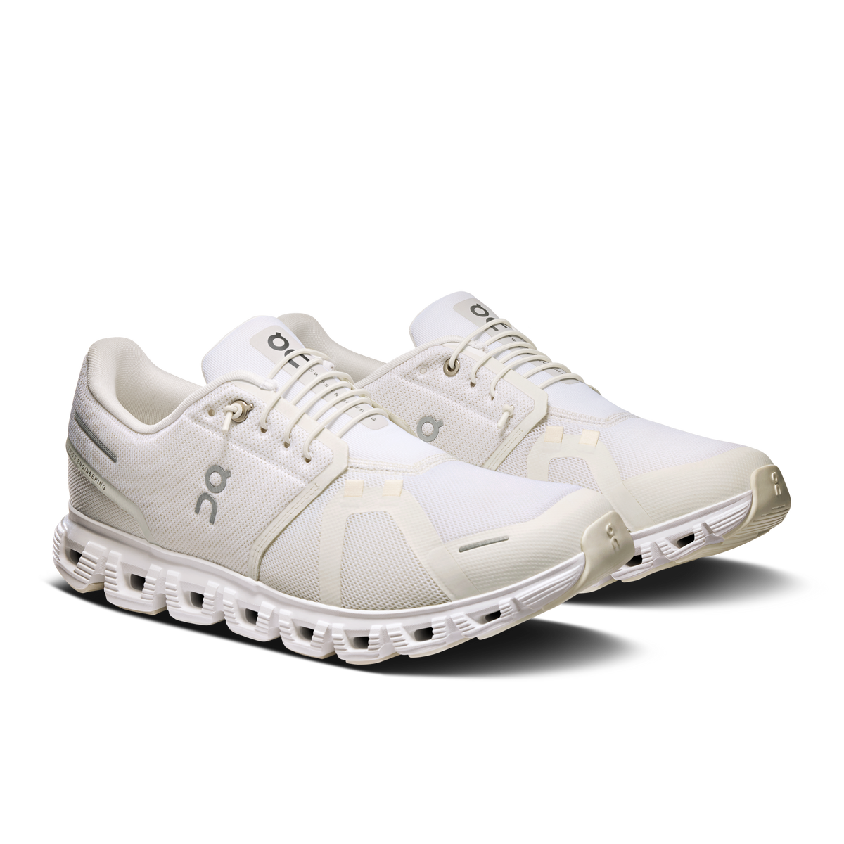 On Cloud 6 Men product view 6 — White | White