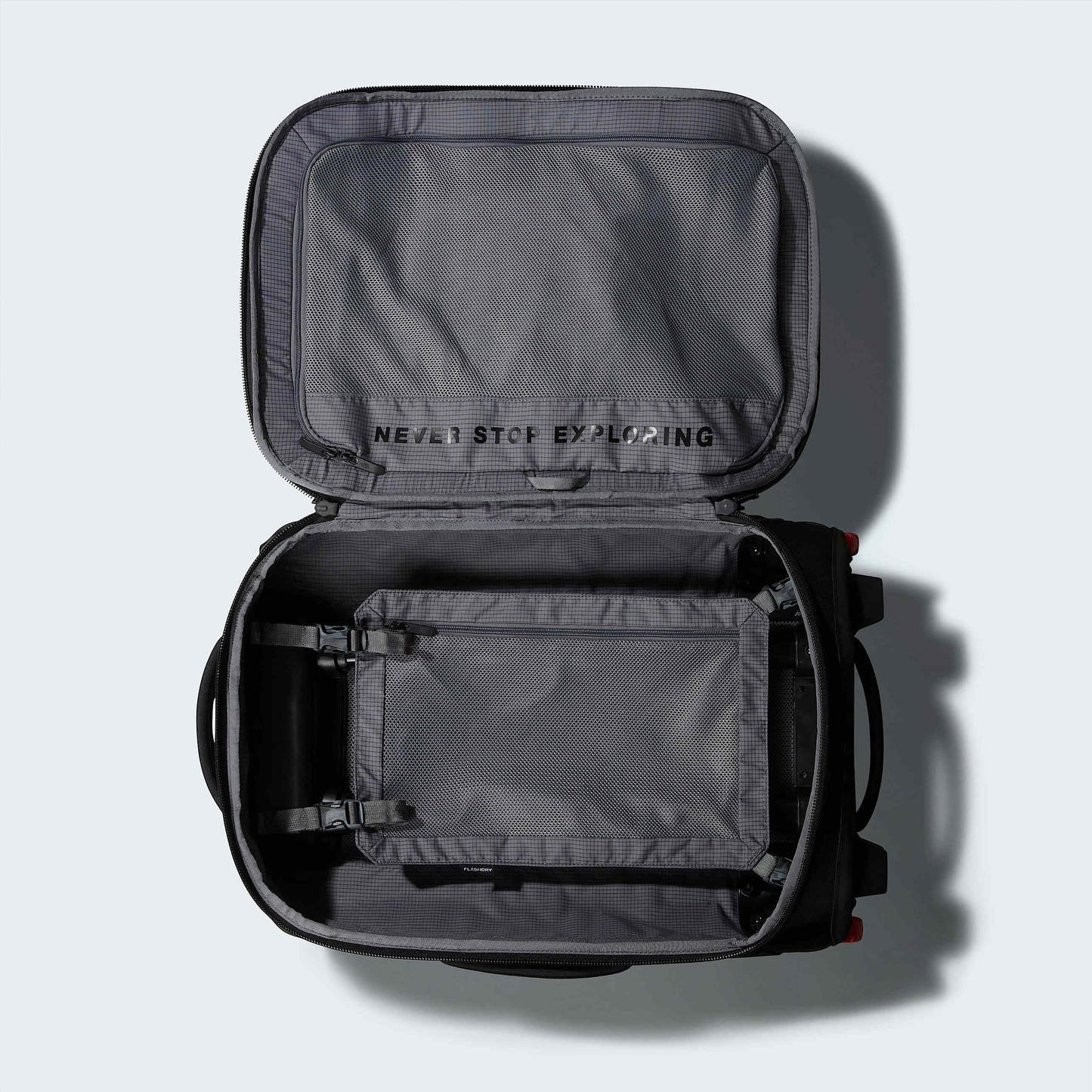 The North Face Base Camp Rolling Thunder 22