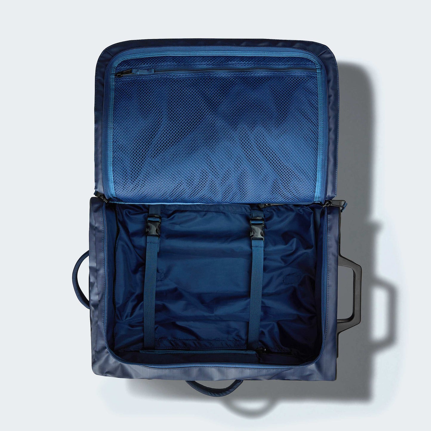 The North Face Base Camp Voyager Roller 21