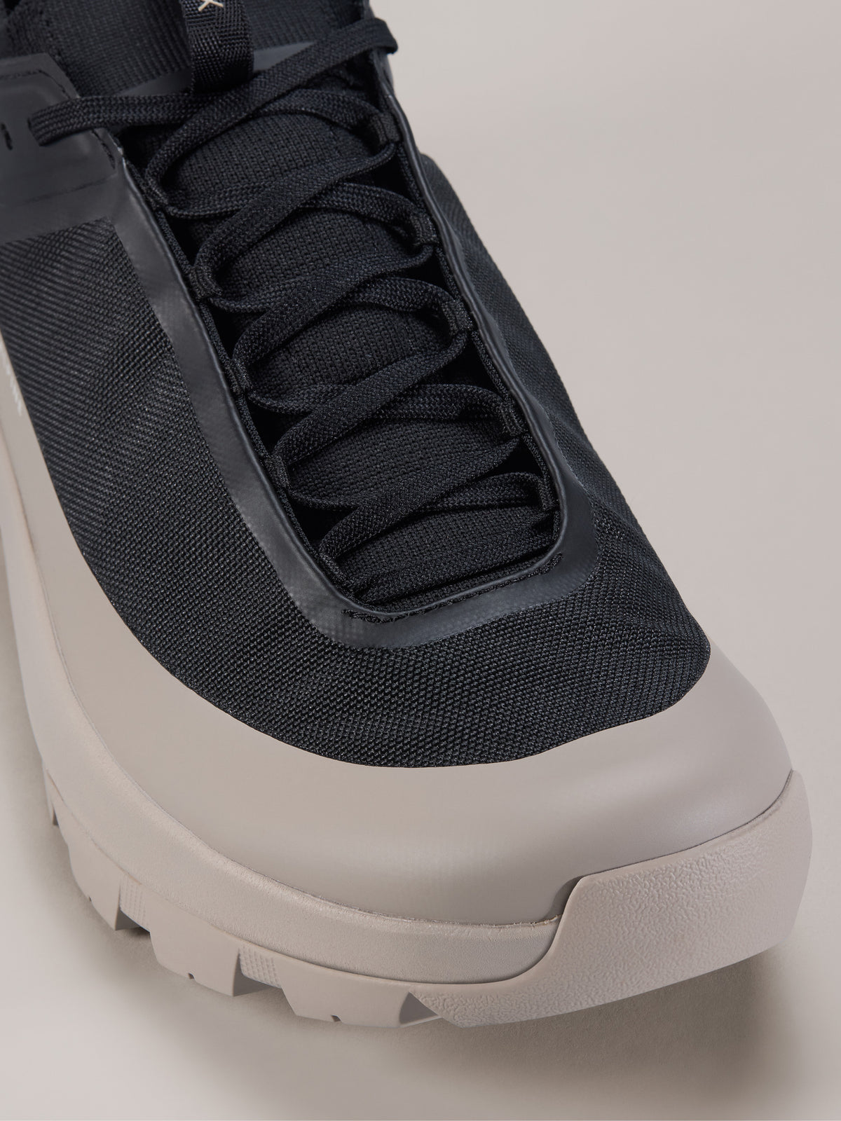 Arc'teryx Vertex Alpine Shoe Men's product view 2 — Black/Rune