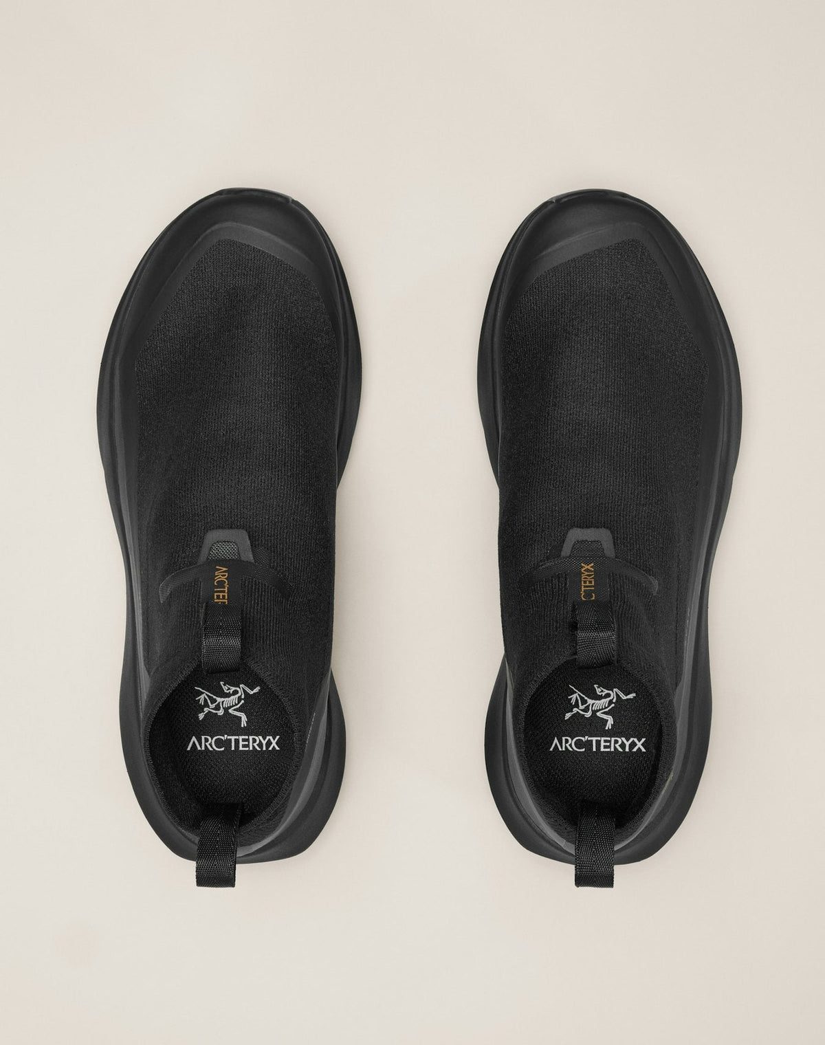 Arc'teryx Norvan 4 Nivalis GTX - View 3 - Black