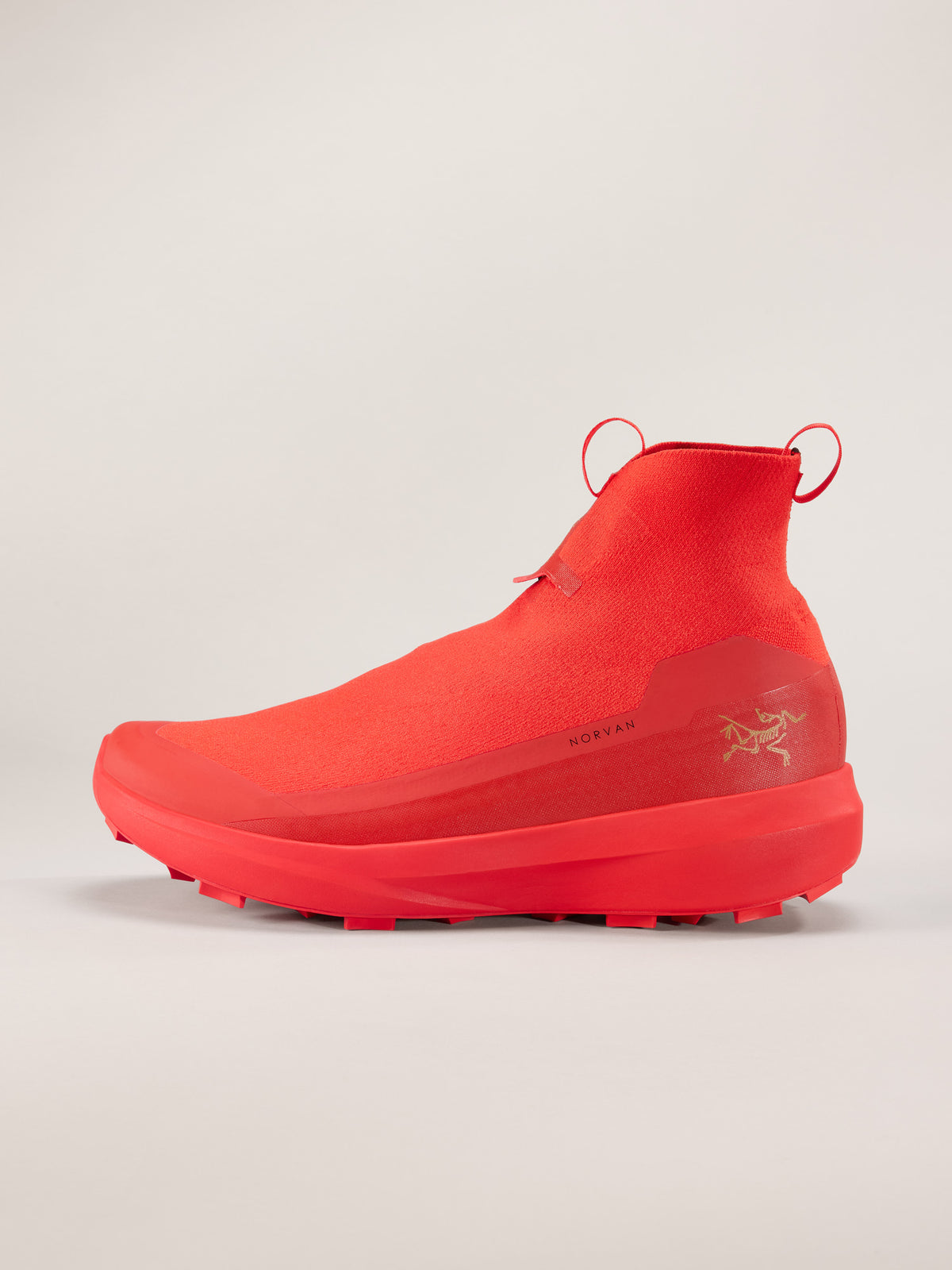 Arc'teryx Norvan 4 Nivalis Shoe Men's product view 1 — Dynasty/Dynasty