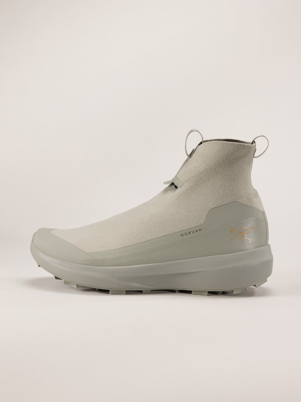 Arc'teryx Norvan 4 Nivalis Shoe Men's product view 1 — Lt Forage/Lt Forage