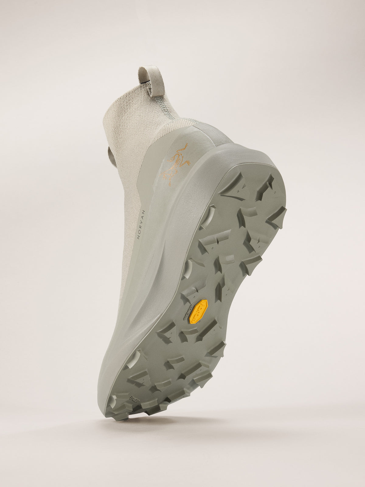 Arc'teryx Norvan 4 Nivalis Shoe Men's product view 4 — Lt Forage/Lt Forage