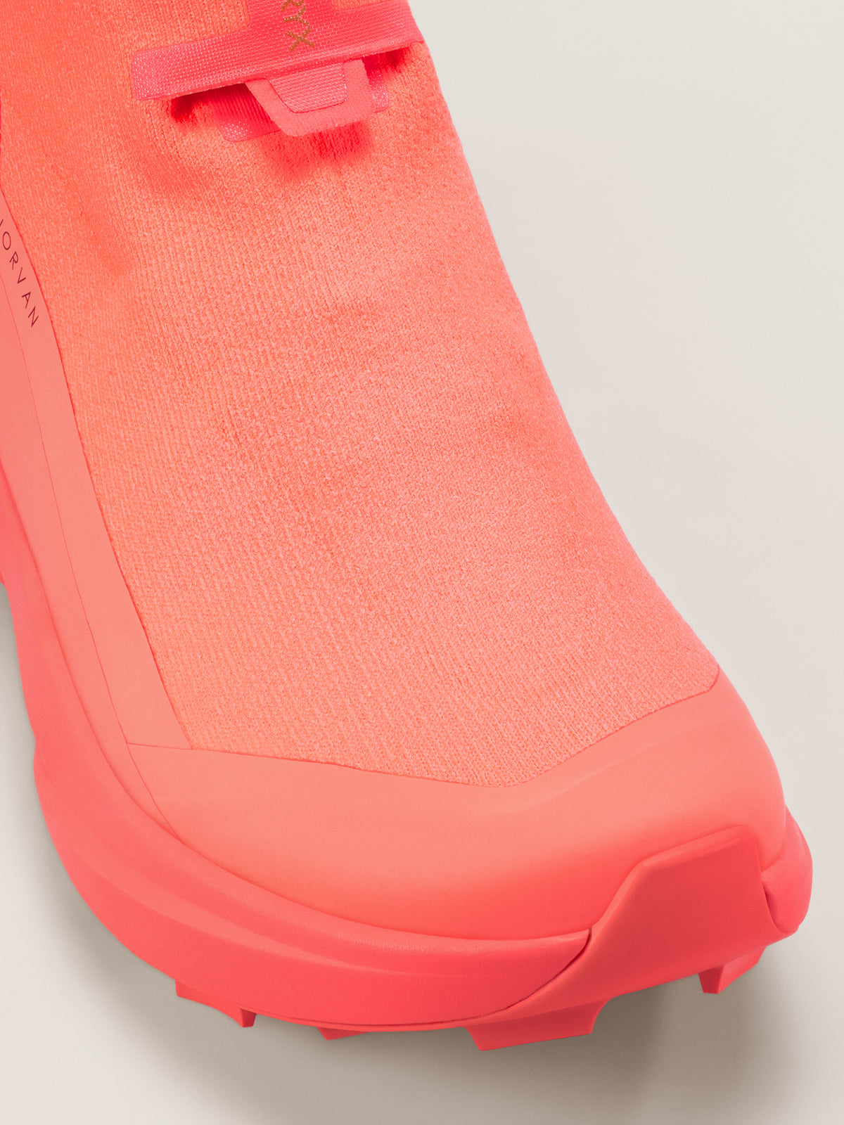Arc'teryx Norvan 4 Nivalis Shoe Women's product view 2 — Sour Cherry/Sour Cherry