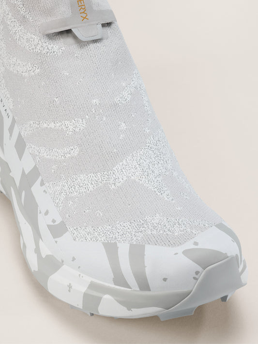 Arc'teryx Norvan 4 Nivalis Grotto Shoe Women's product view 2 — Dk Solitude/Dk Solitude