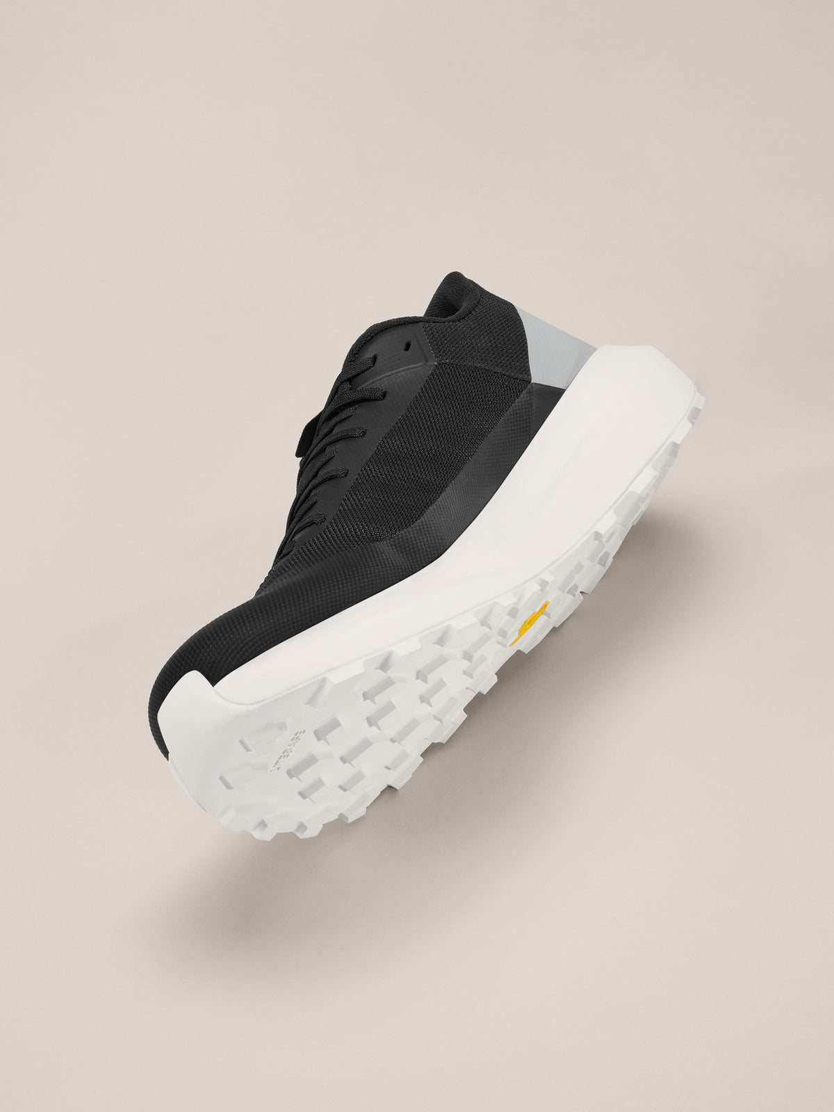 Arc'teryx Norvan LD 4 Shoe Men's product view 5 — Black/Arctic Silk