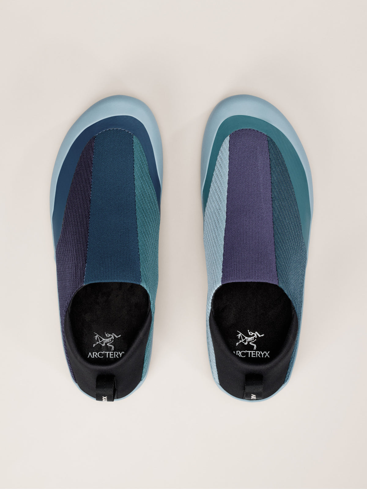 Arc'teryx Kragg Multi Shoe Women's product view 3 — Black Sapphire/Robotica