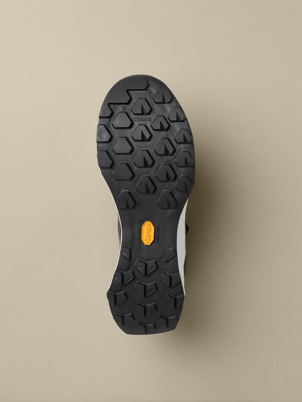 Arc'teryx Vertex Speed Shoe Men's product view 4 — Black/Atmos