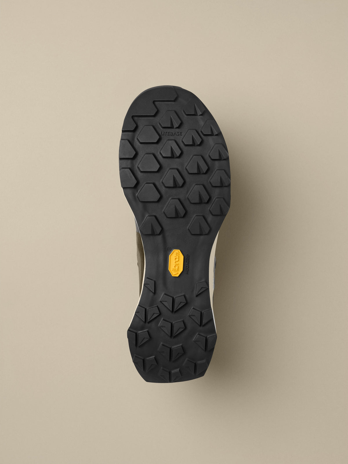 Arc'teryx Vertex Speed Low Shoe Men's product view 4 — Black/Arctic Silk