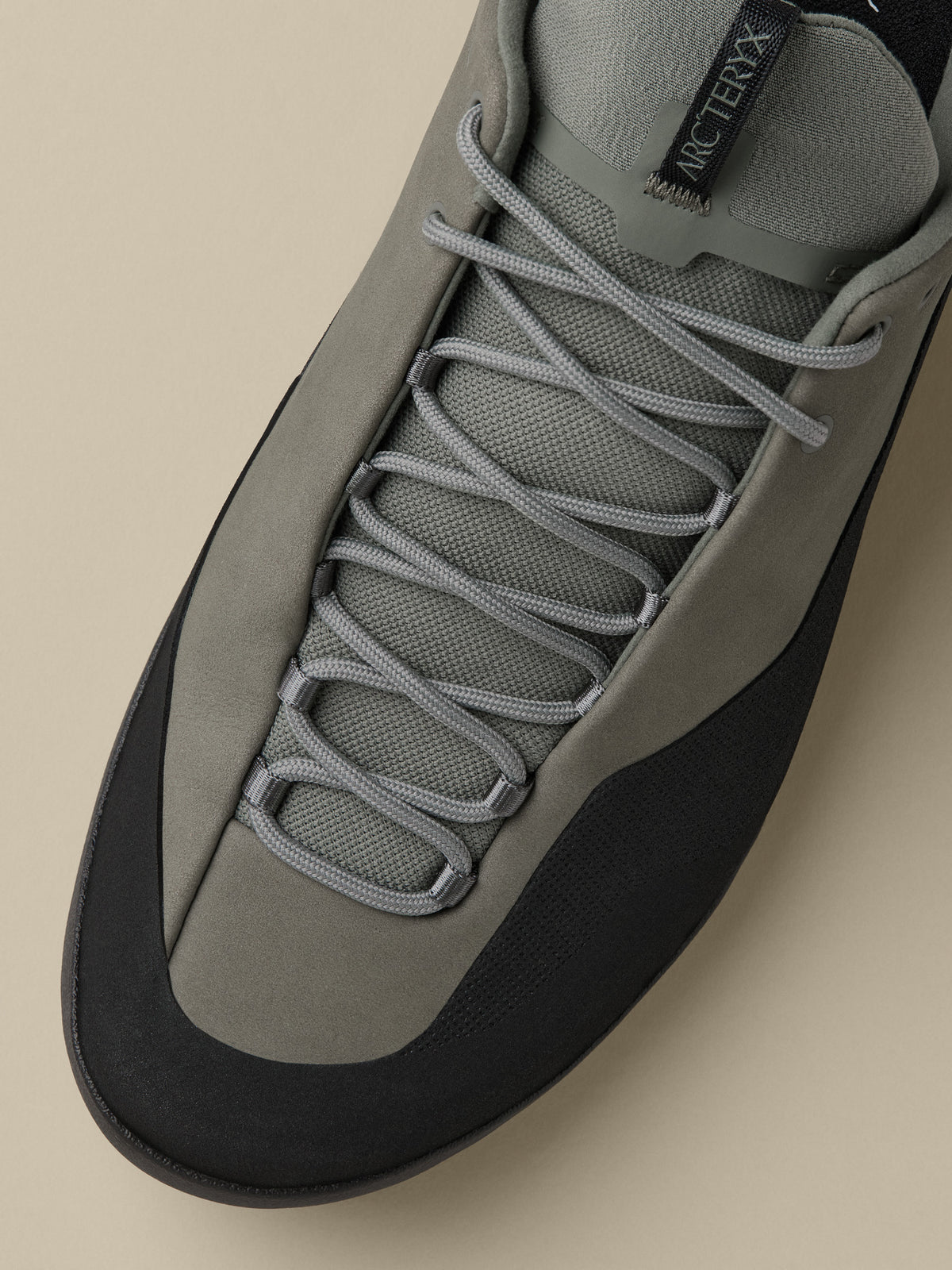 Arc'teryx Konseal Shoe Men's product view 2 — Forage/Black