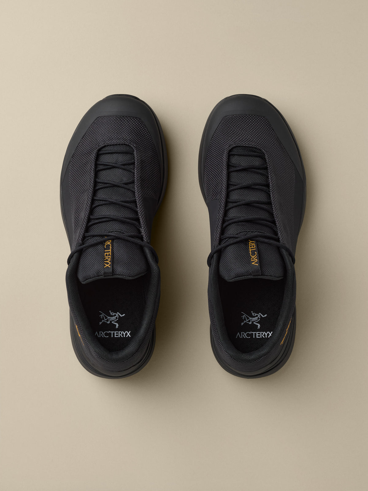 Arc'teryx Kopec GTX Shoe Men's product view 3 — Black/Yukon