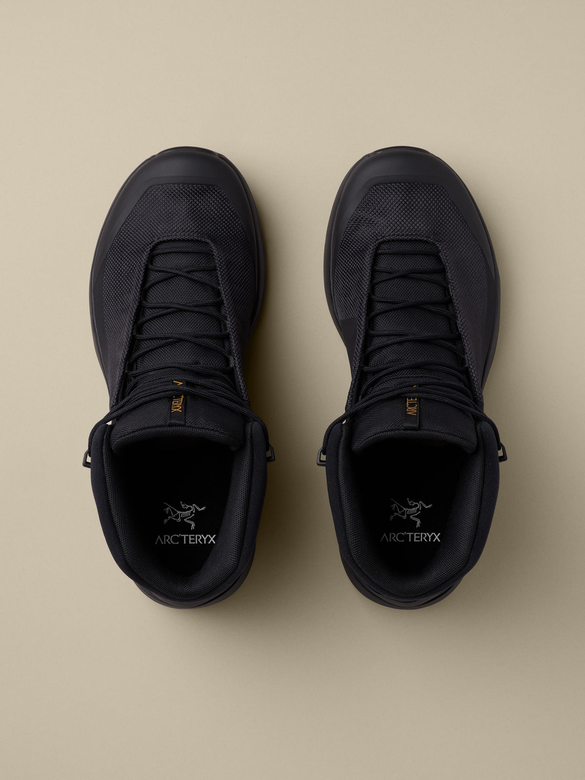 Arc'teryx Kopec Mid GTX Boot Men's product view 3 — Black/Black