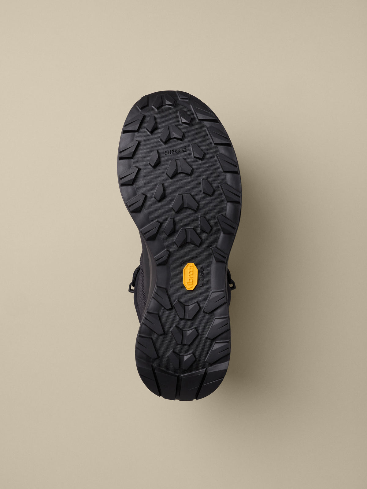 Arc'teryx Kopec Mid GTX Boot Men's product view 4 — Black/Black