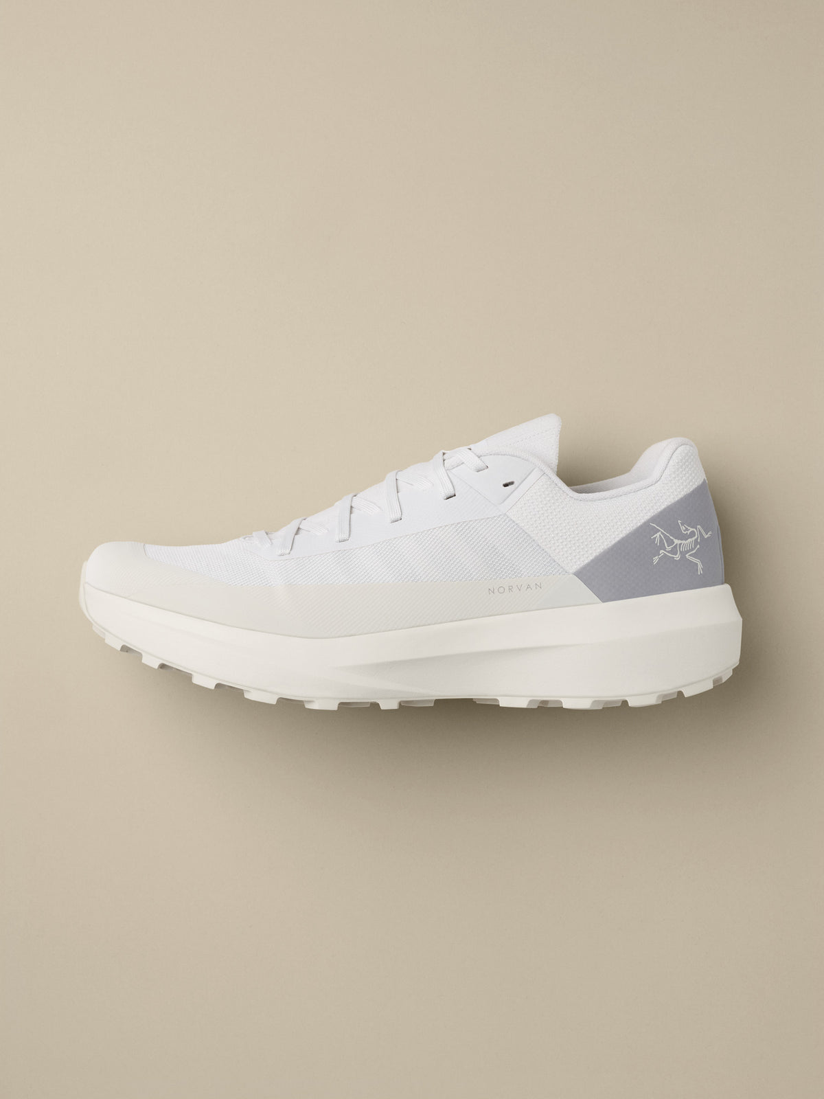 Arc'teryx Norvan LD 4 Shoe Men's product view 1 — Atmos/Solitude