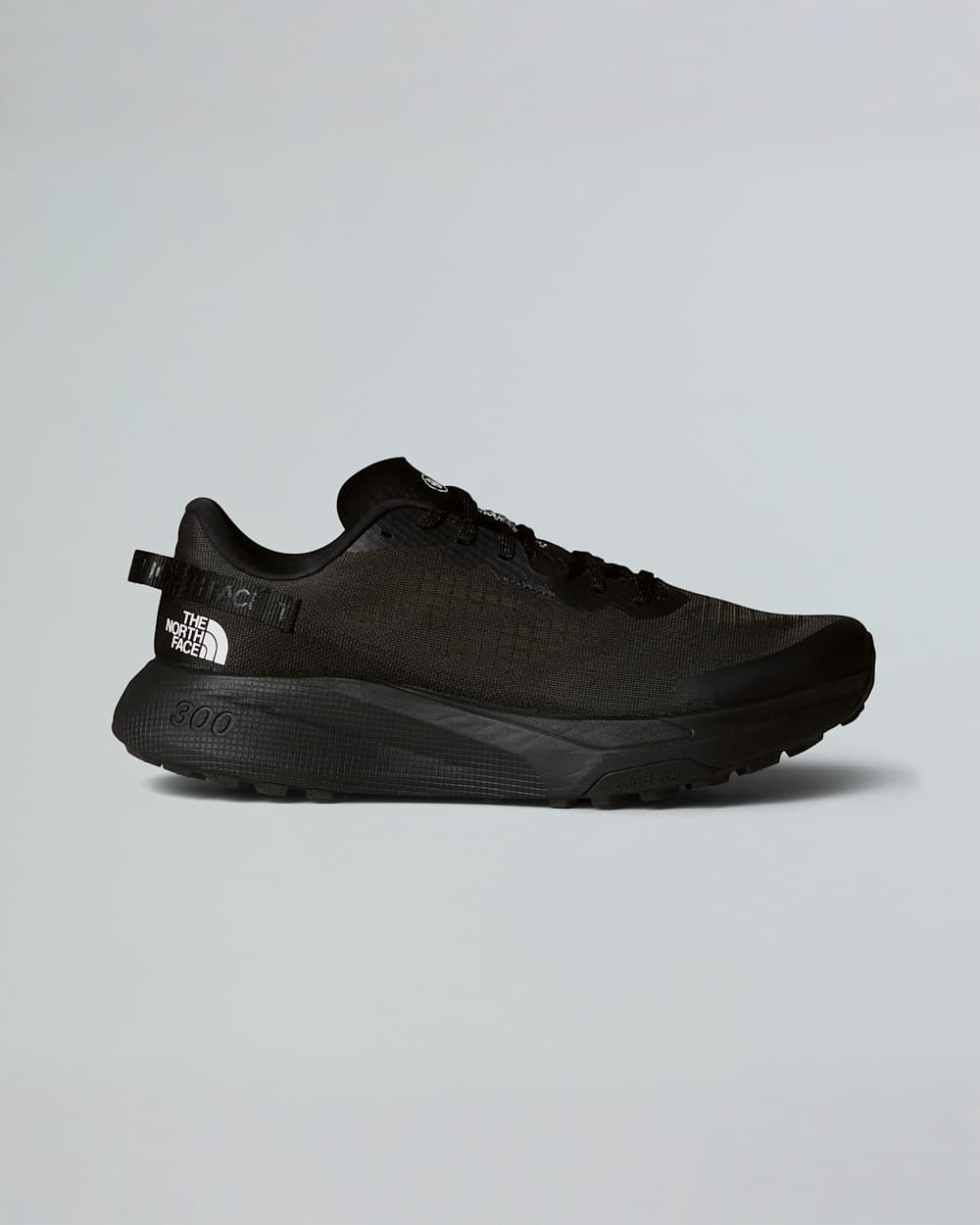 The North Face Altamesa 300 Men - View 1 - Black