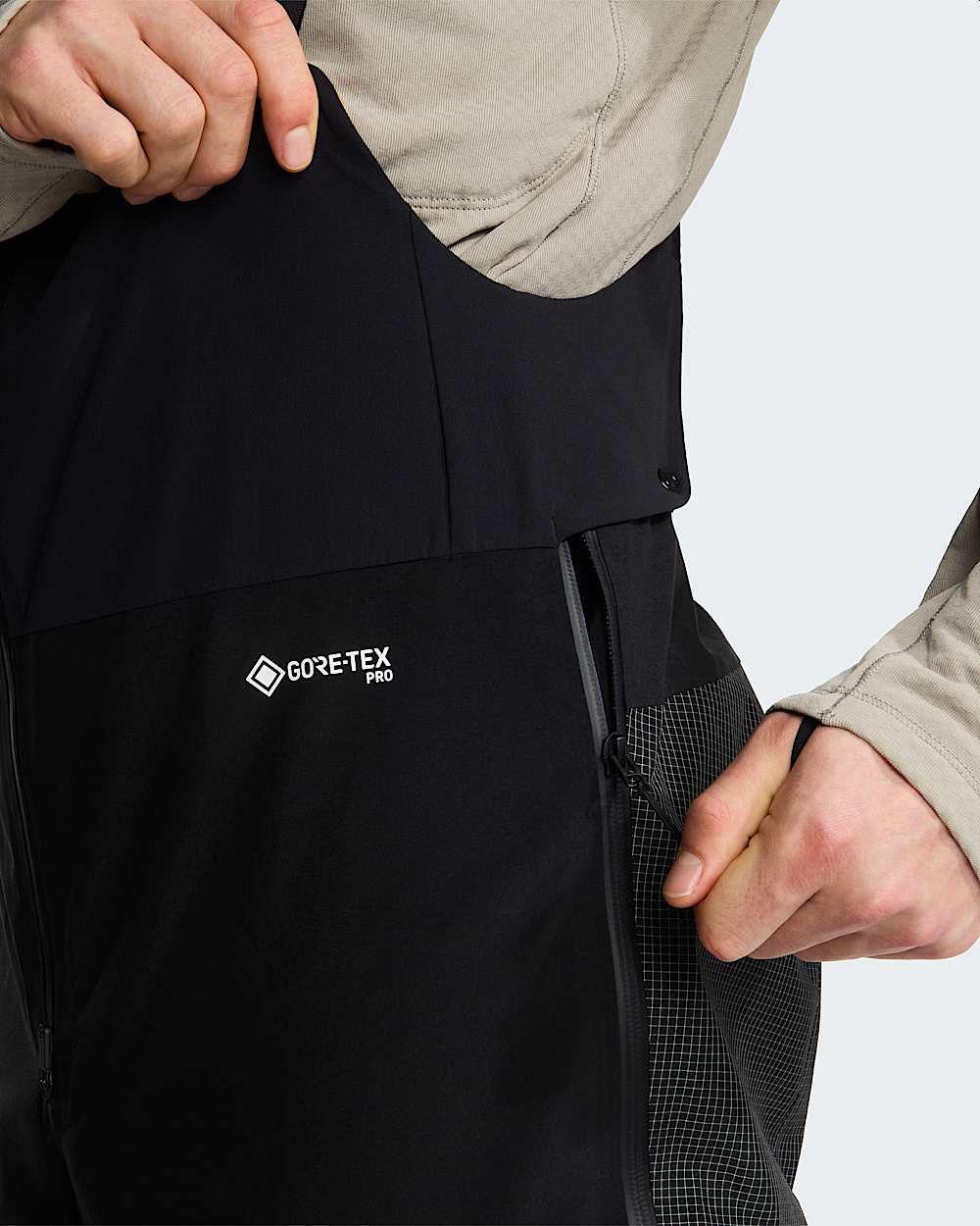 The North Face Men's Summit Mountain GORE-TEX Pro Bib Trousers - TNF Black - additional product view 6
