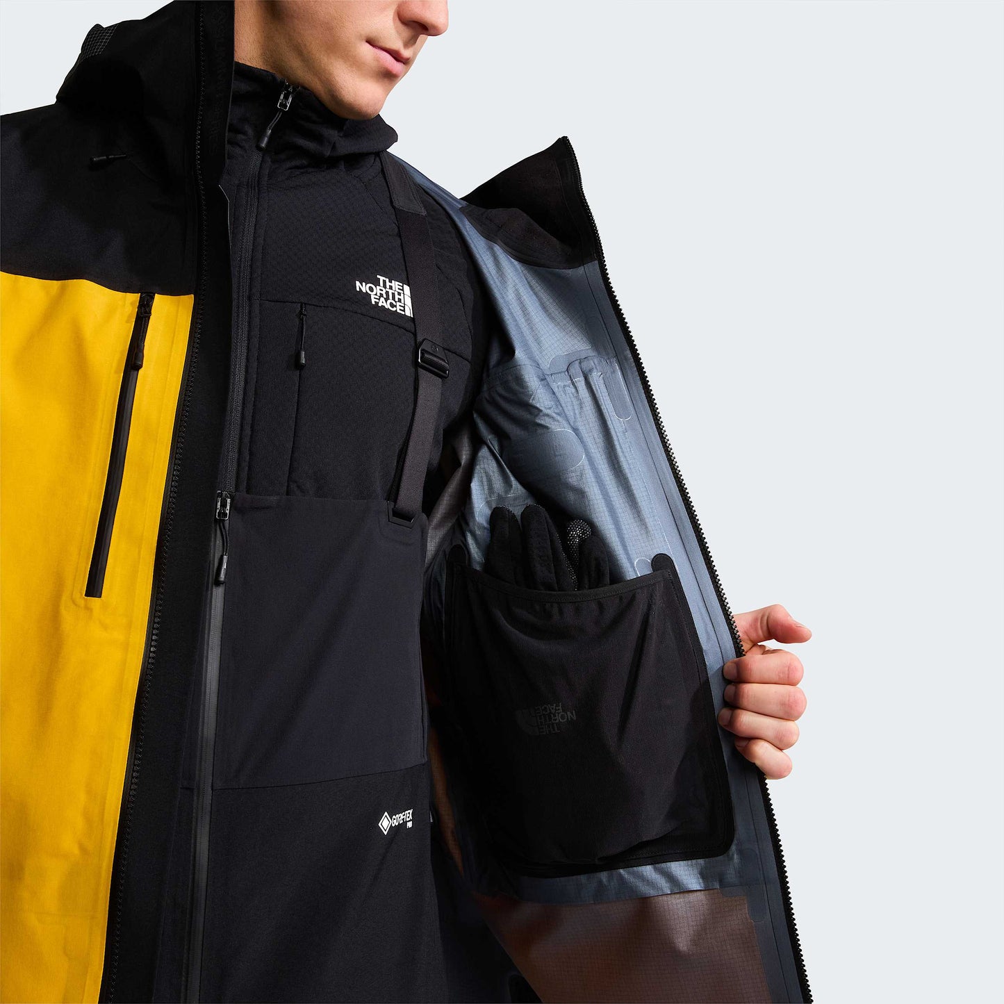 The North Face Summit Mountain GORE-TEX® Pro