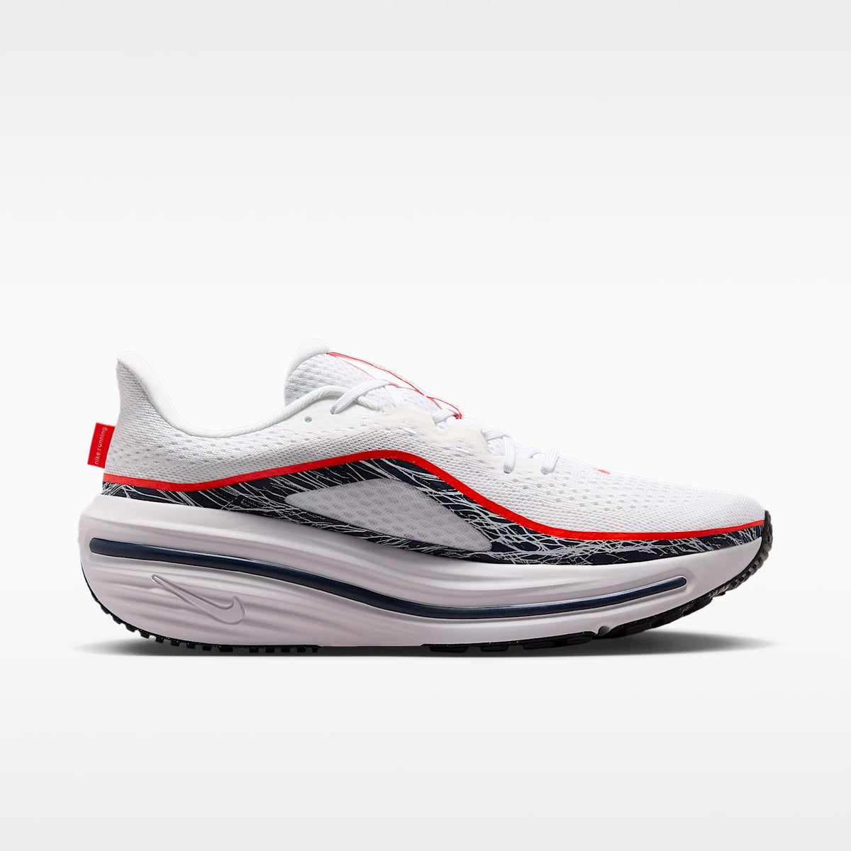 Nike Winflo 12 Men product view 3 — Weiß/Dynamic Yellow/Bright Crimson/Obsidian