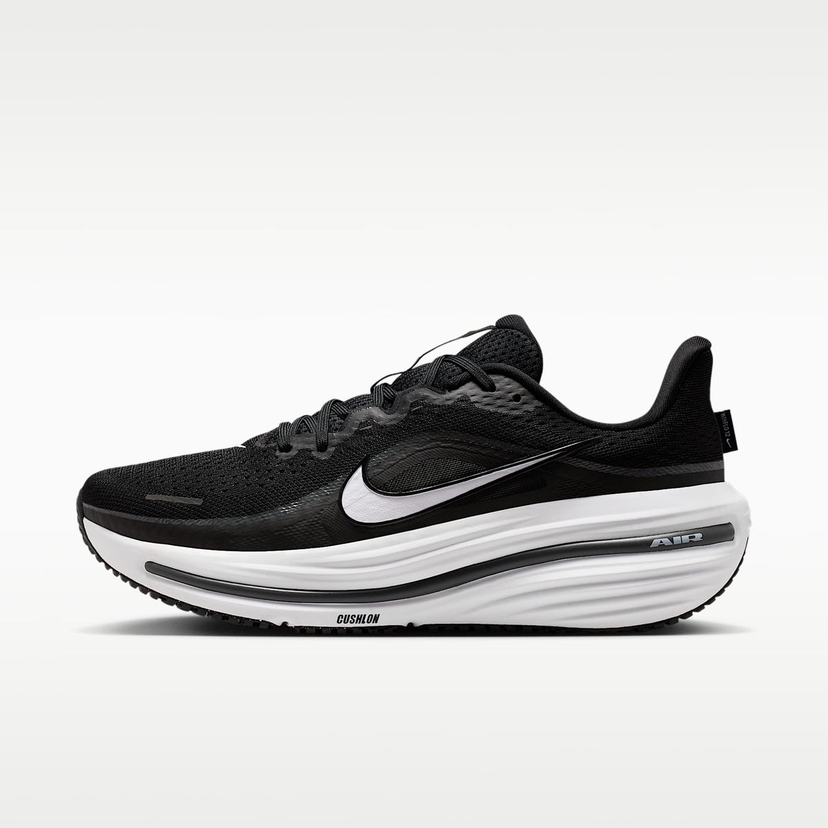 Nike Winflo 12 Men product view 1 — Schwarz/Dark Smoke Grey/Weiß
