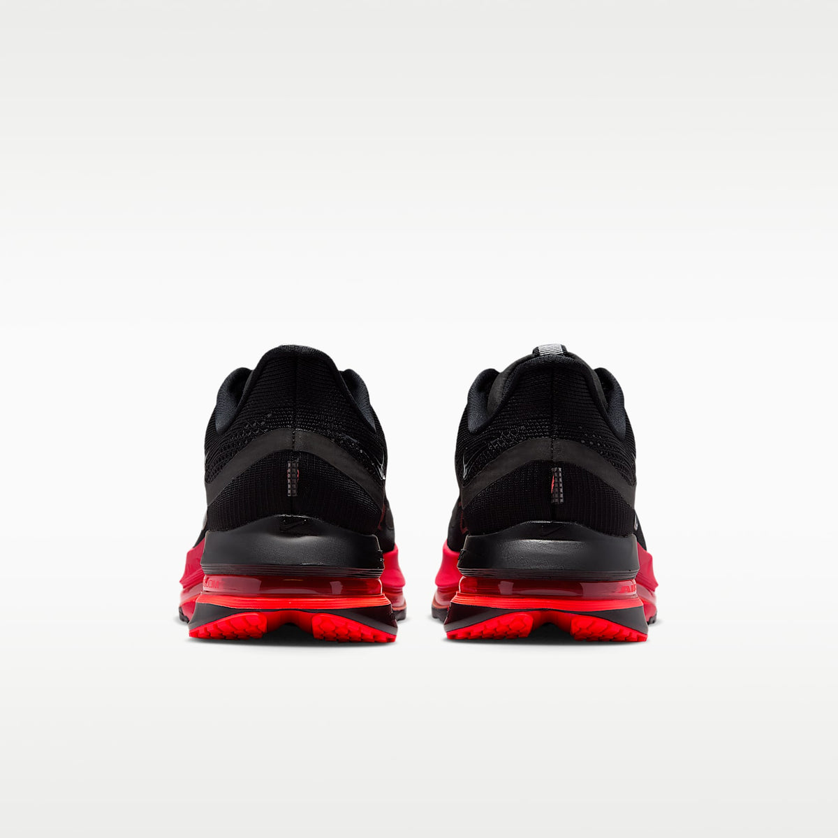 Nike Pegasus Premium Men product view 6 — Schwarz/University Red/Bright Crimson/Schwarz