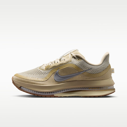 Nike Pegasus Premium Men product view 1 — Desert Khaki/Light Khaki/Filbert/Metallic Silver