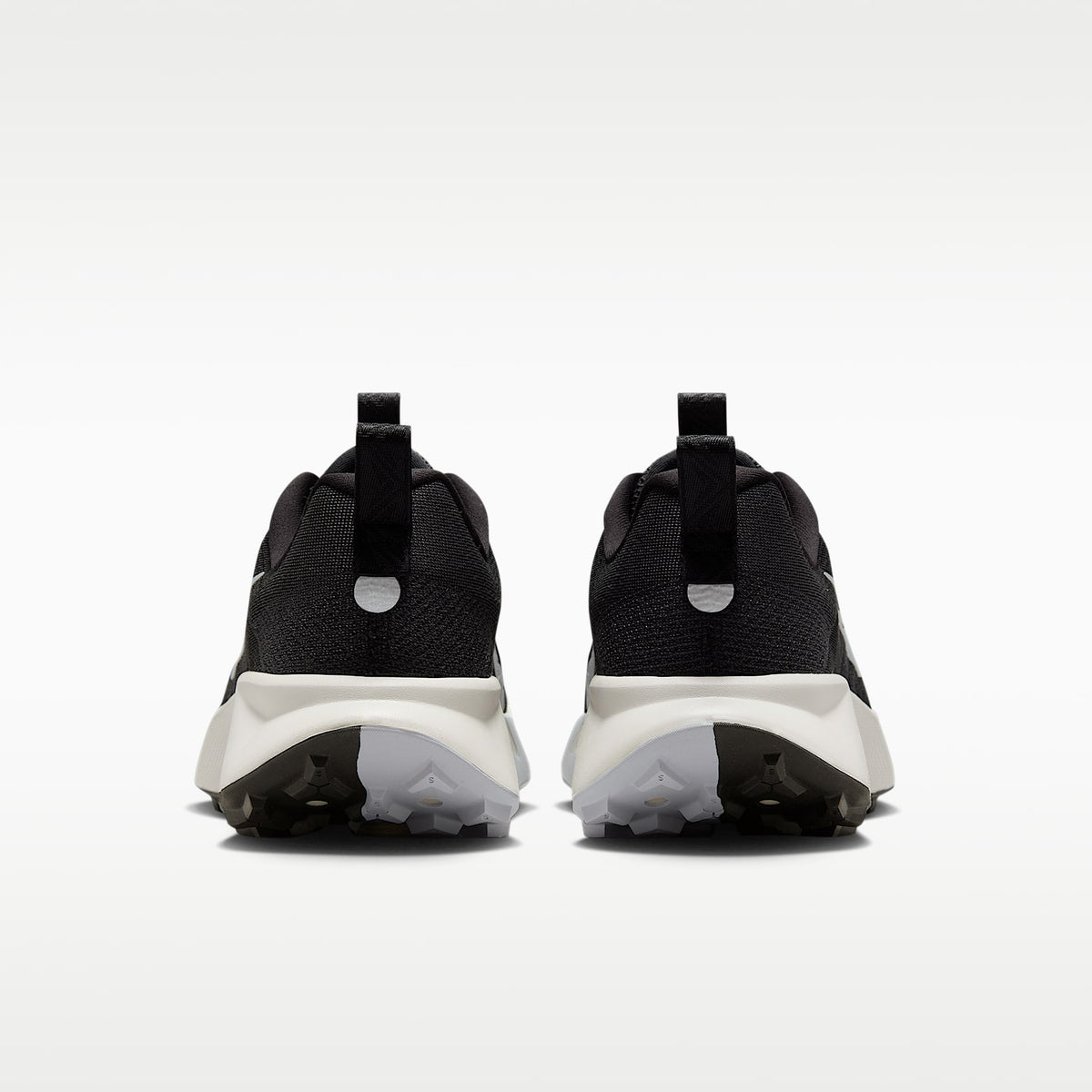 Nike Wildhorse 10 Men product view 6 — Schwarz/Anthracite/Platinum Tint/Wolf Grey