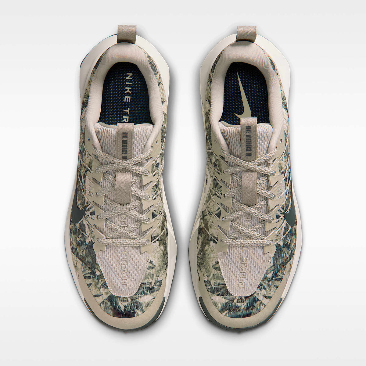 Nike Wildhorse 10 Men product view 4 — Spruce Fog/Black Spruce/Sea Glass
