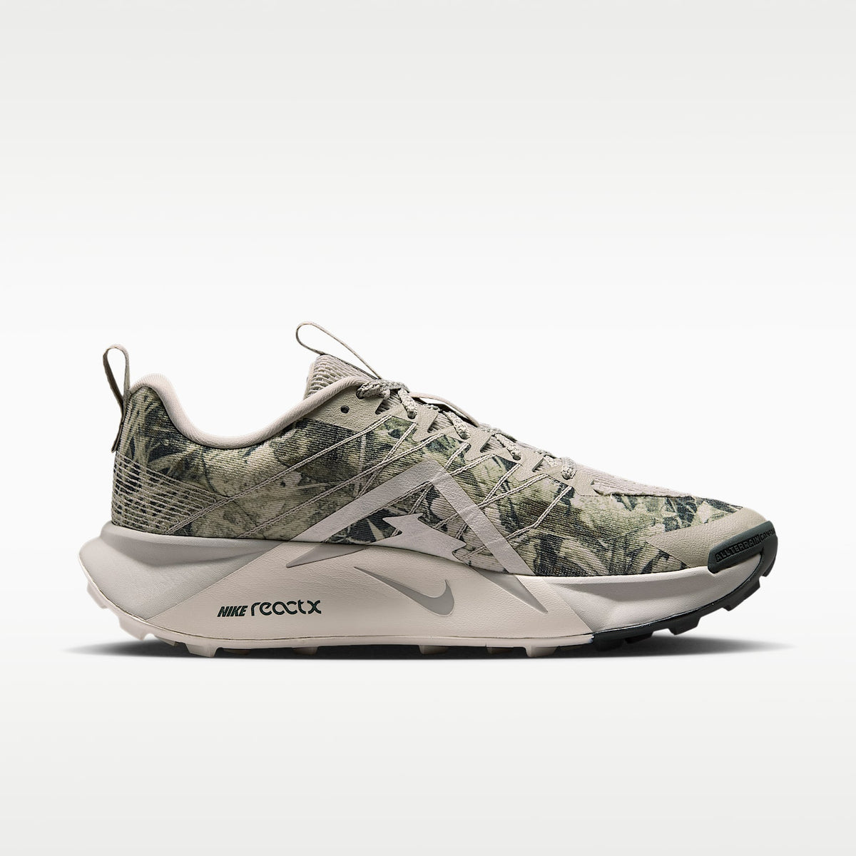 Nike Wildhorse 10 Men product view 3 — Spruce Fog/Black Spruce/Sea Glass