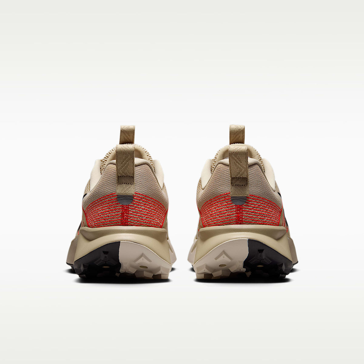 Nike Wildhorse 10 Men product view 6 — Linen/Light Crimson/Pure Platinum/Tough Red