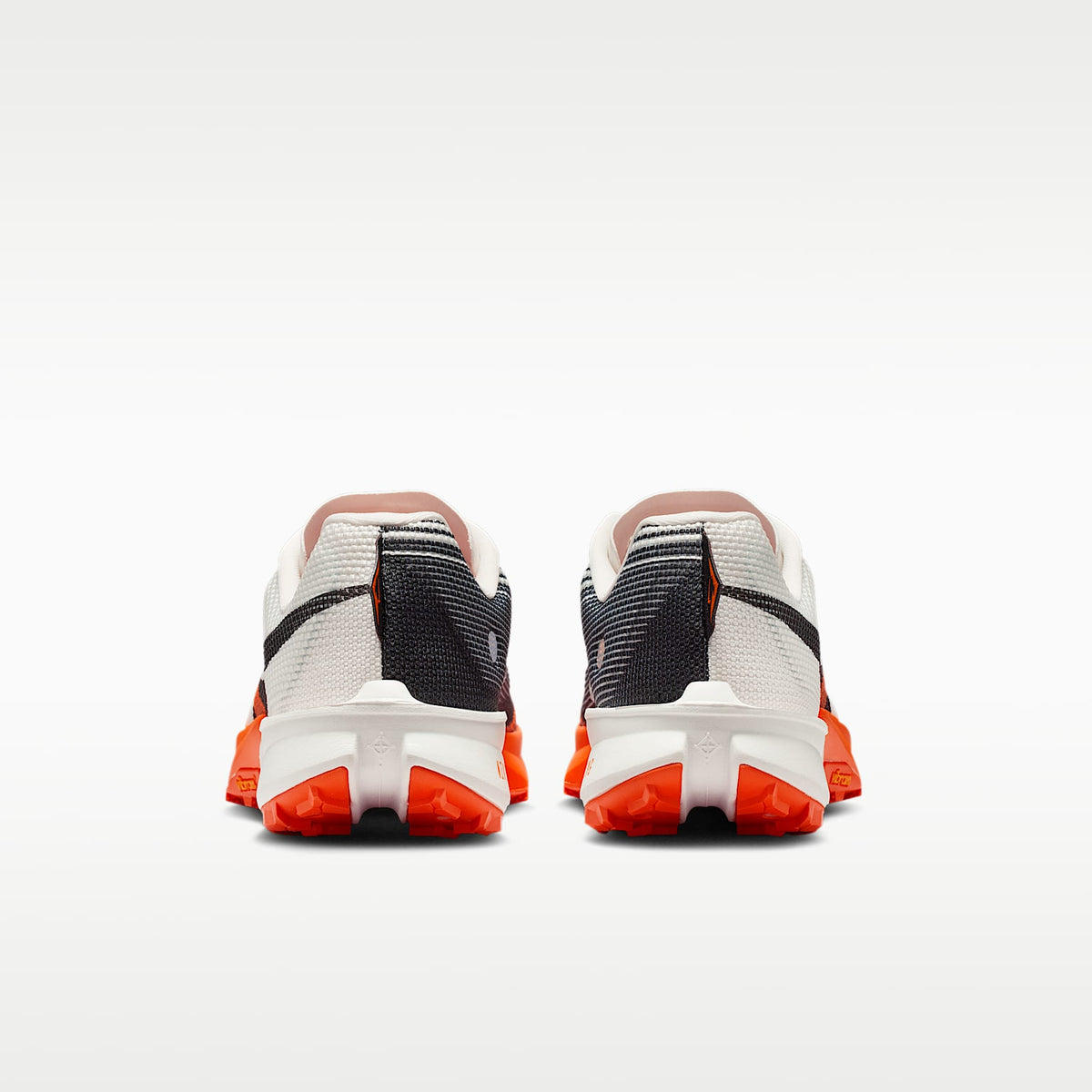 Nike Kiger 10 Men product view 6 — Summit White/Total Orange/Safety Orange/Schwarz