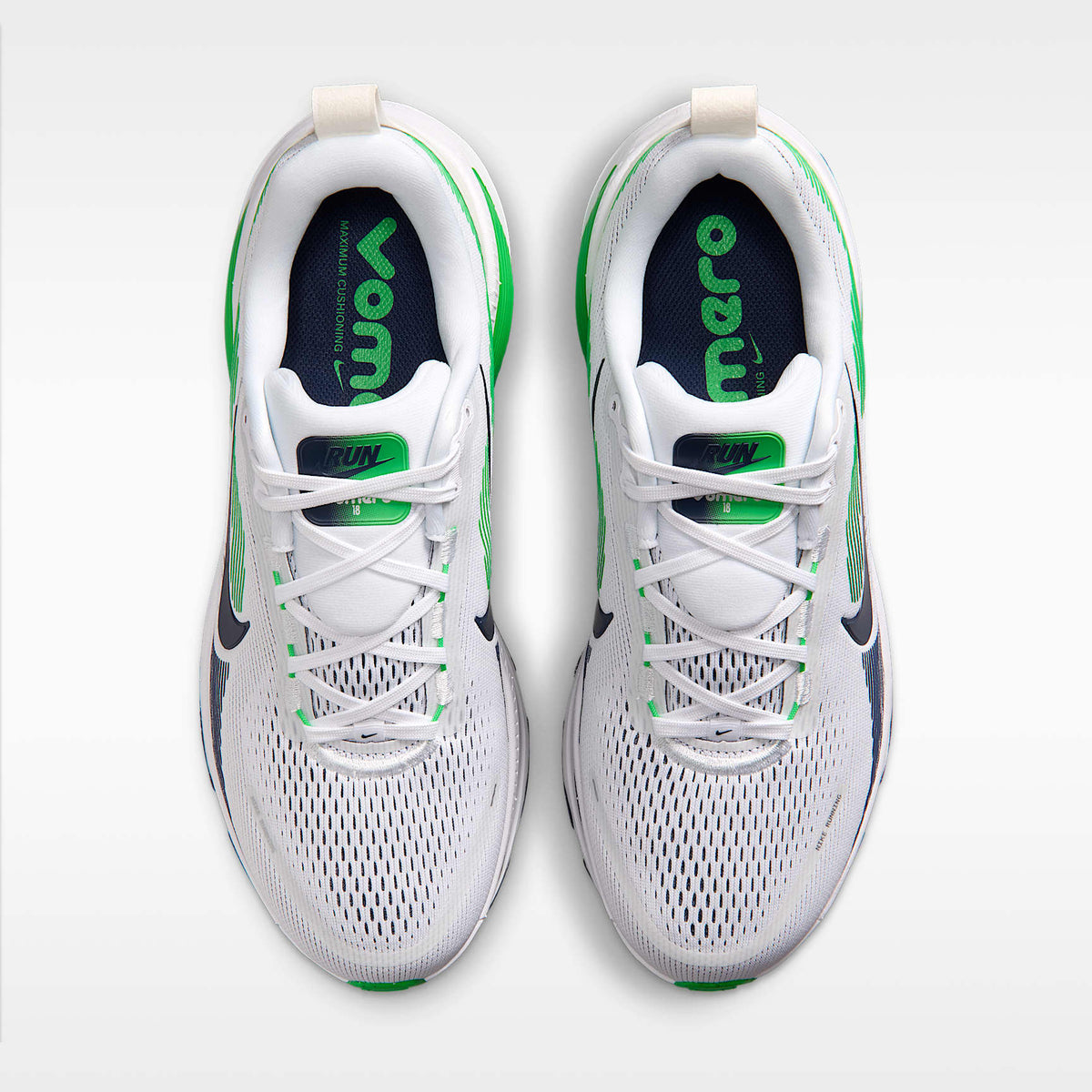 Nike Vomero 18 Men product view 4 — Weiß/Green Spark/Midnight Navy