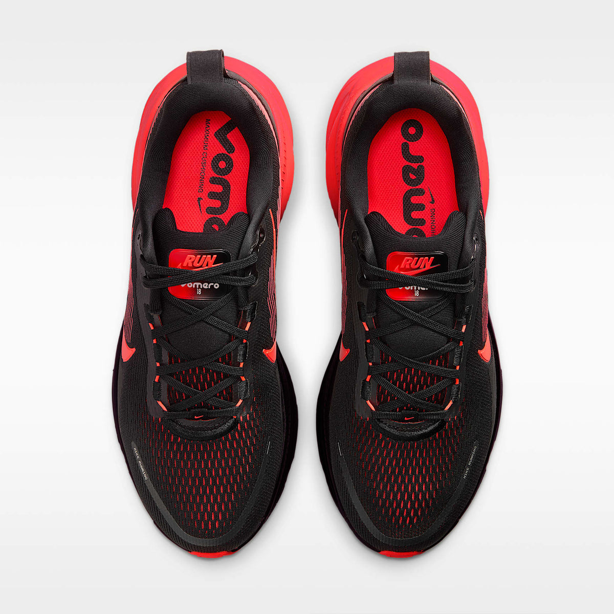 Nike Vomero 18 Men product view 4 — Schwarz/University Red/Anthracite/Bright Crimson